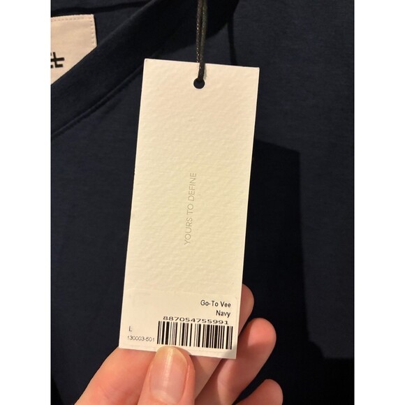 NWT LABEL Men's Navy Go-To Vee Tee - Men's L - Picture 4 of 6